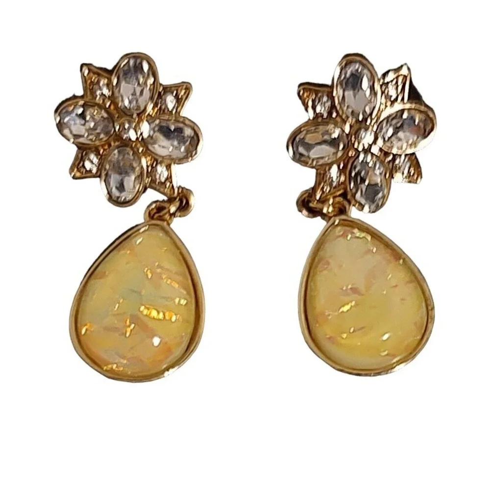 Avon Hair Comb Matching Earrings Faux Opal Rhinestone Set 2014 Granny‎ Core